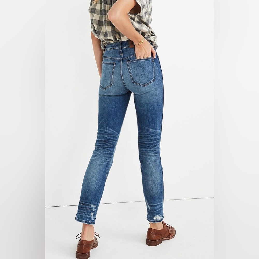 LIKE NEW! MADEWELL Slim Straight Jeans: Distressed Button-Front Edition! - Picture 3 of 10